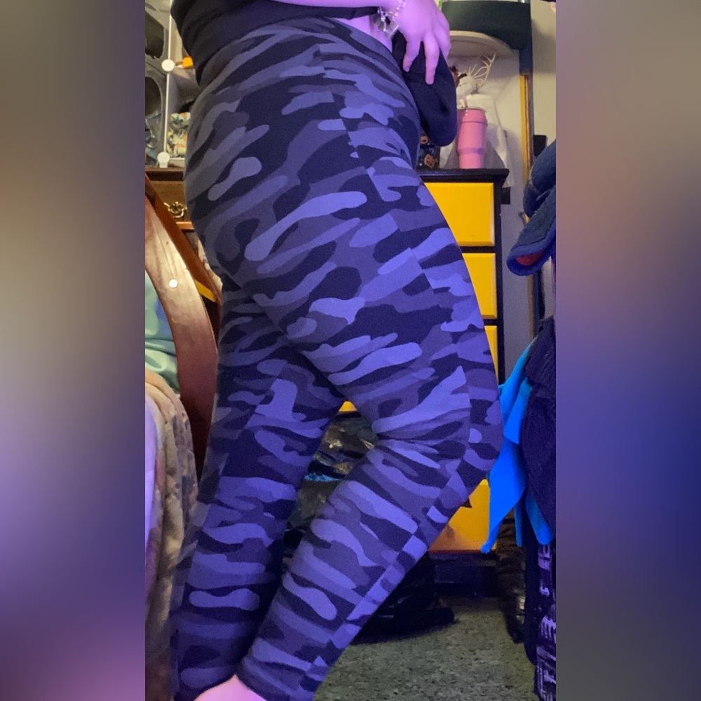Torrid camo leggings